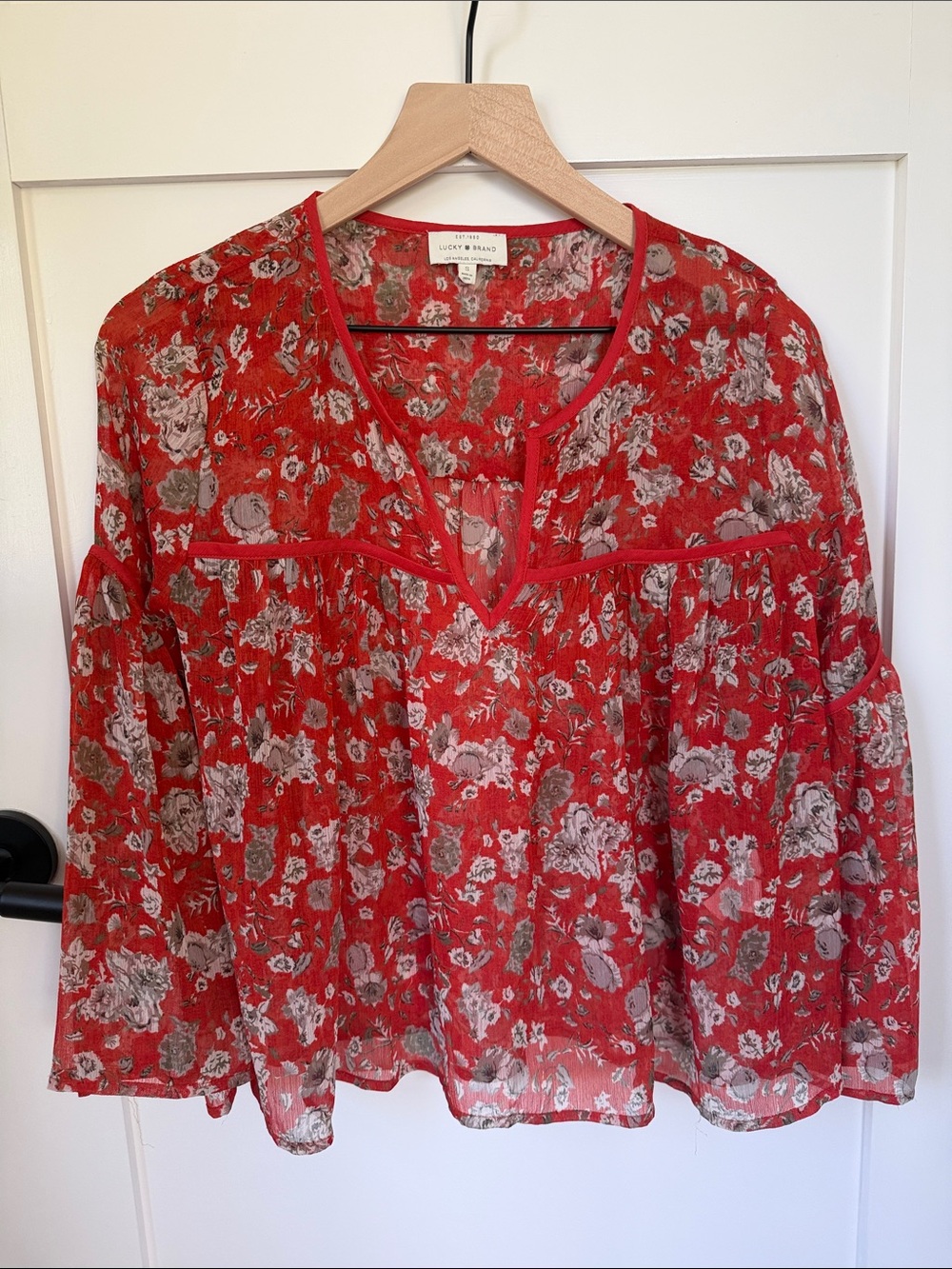 Lucky Sheer Red Grey Floral Peasant Top Small